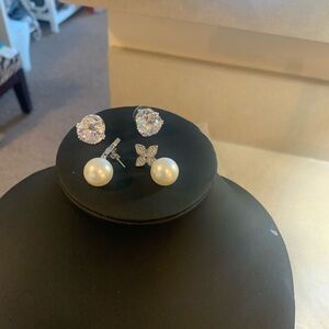 Elegant Silver and Pearl Earring Set